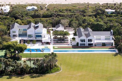 Inside Tiger Woods’ amazing £41m mansion in Florida where golf star is recovering after a near ...