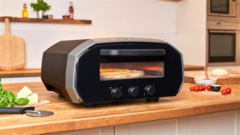 The New Ooni Volt 12 Electric Pizza Oven Gets Up To 850 Degrees And ...