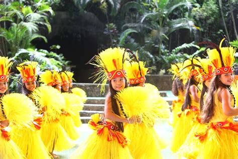 What is the culture of Tahiti?