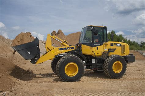 Komatsu WA200 Papéis de Parede HD e Planos de Fundo