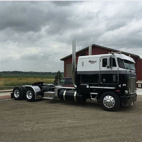 Semitrckn | Custom trucks, Peterbilt, Trucks