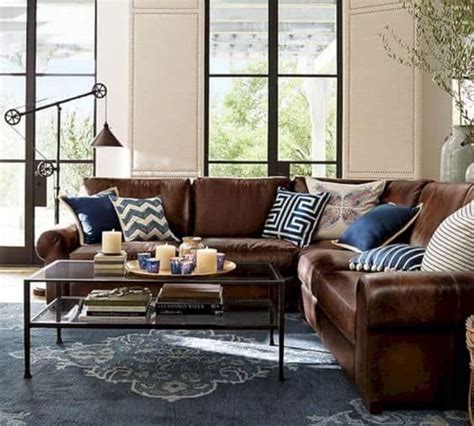 20 Stylish Throw Pillow Ideas for Brown Couches | Brown and blue living ...