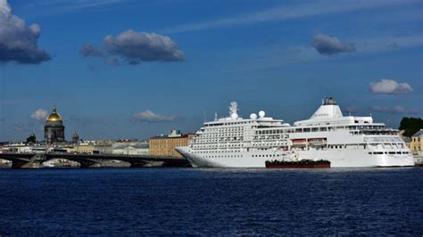 Silversea Guests Embark on the First-Ever 7 Continent World Cruise - 80597