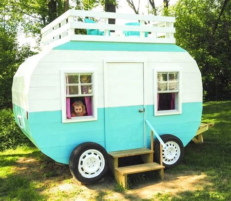 These Plans Help You Create The Cutest Little Play Camper For Your Kids