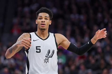 What Dejounte Murray’s injury means to the Spurs