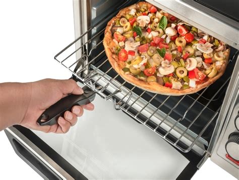 How Long Does It Take To Reheat Pizza in the Oven? - OutsideFoodie