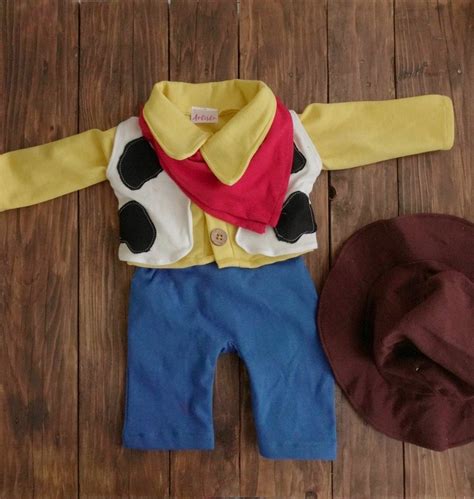 Toy story outfit 3-6m – Artista Chennai Rentals