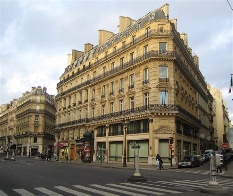 File:Paris-immeuble-avenue-opera.jpg - Wikimedia Commons