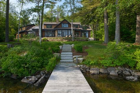 The Ultimate Lakeside House - New Hampshire Home Magazine