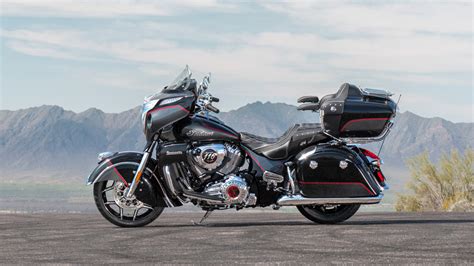 Indian's New Roadmaster Elite Bike Is Built to Take the Long Way Home