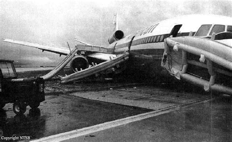 Crash of a Douglas DC-10-30 in Dallas | Bureau of Aircraft Accidents ...