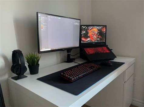 Upgraded. : battlestations | Gaming room setup, Computer desk setup ...