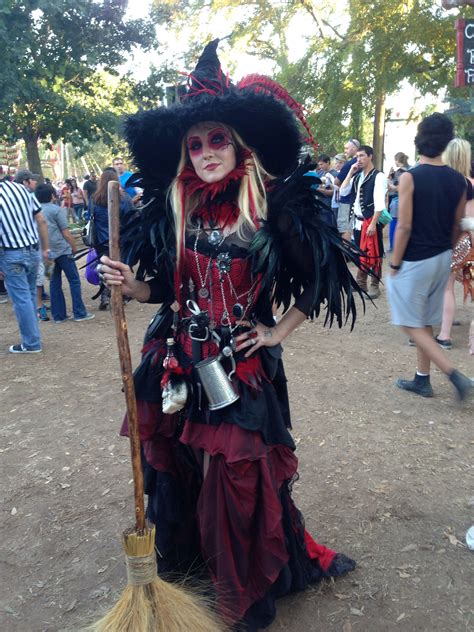 Pin by Mary Horner on Costuming | Witch costume diy, Renaissance ...