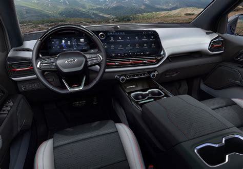 PICS: Chevrolet flicks the switch on new all-electric Silverado EV ...