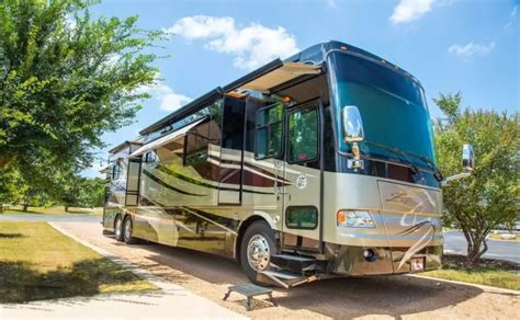 7 Best Class A Motorhomes With 2 Bedrooms