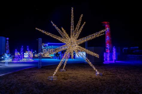 Holiday decorations light up NASCAR tracks | NASCAR