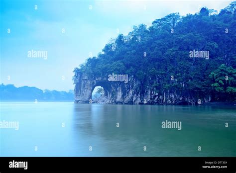 elephant trunk hill in guilin Stock Photo - Alamy