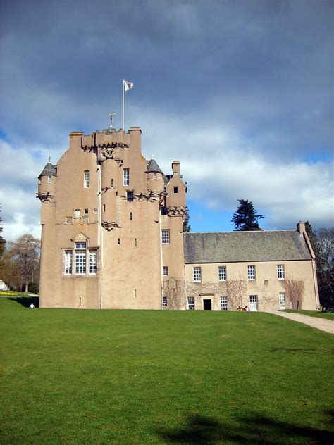 Crathes Castle & Gardens (9) | Crathes Castle is an impressi… | Flickr