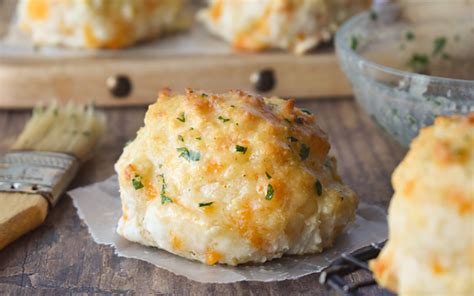 Cheesy Garlic Drop Biscuits | Eat Wheat