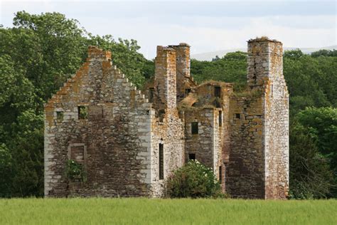 Innerpeffray Castle | Castle in Crieff, Perthshire | Stravaiging around Scotland