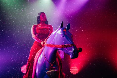 Megan Thee Stallion Debuts Christmas Remix of 'Savage' on 'Corden ...