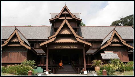 Istana Melaka | This is a replica of the palace once the cen… | Flickr