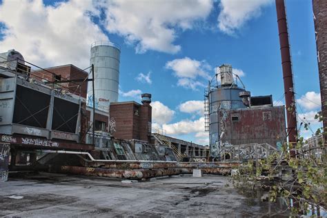 Abandoned former Candy Factory in Chicago [4000x6000][oc] : r ...