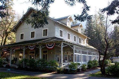 Lake Crescent Lodge celebrates its 100th Anniversary | Olympic national park, National park ...