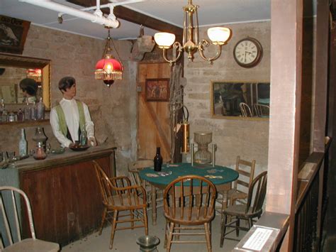 Find Ghost Tours in Tombstone Arizona - Bird Cage Theatre Ghost Tour in Tombstone Arizona