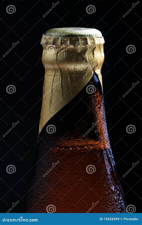 Beer bottle crown stock image. Image of glass, lighting - 15628399