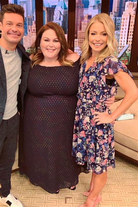 Kelly Ripa Live with Kelly and Ryan April 8, 2019 – Star Style