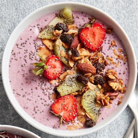 Smoothie Bowl with Granola | Williams Sonoma Taste