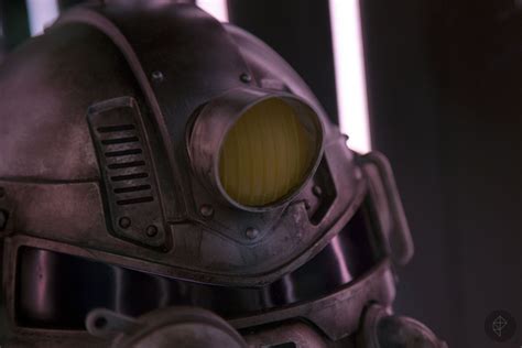 Fallout 76: Power Armor helmet at Bethesda’s E3 booth looks mighty nice - Polygon