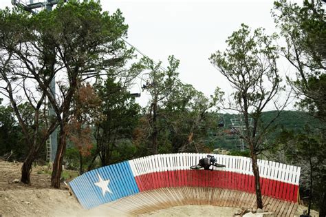 Spider Mountain, the only lift-served bike park in Texas, expands hours ...