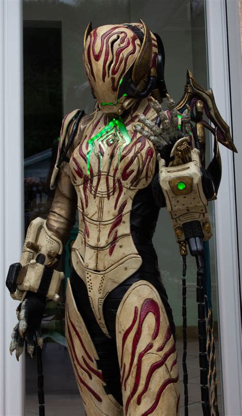 Warframe cosplay - Valkyr Graxx by arborealkey on DeviantArt