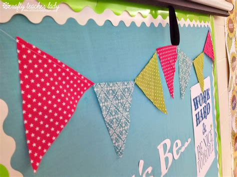 Crafty Teacher Lady: Classroom Tour: Decorations & Organization