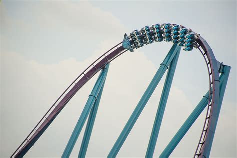 Ride Mako at SeaWorld Orlando on its debut run | Seaworld orlando, Sea world, New roller coaster