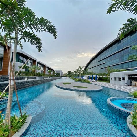 Hotel Review: Dusit Thani Laguna Singapore (Deluxe Laguna Pool View ...