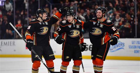 Anaheim Ducks Mid-Season Awards - The Hockey News Anaheim Ducks News ...