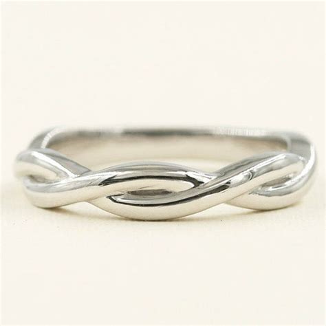 Twisted Wedding Band - Etsy