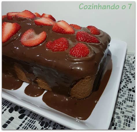 Bolo Light de Morango com Ganache de Chocolate | Cozinhando o 7