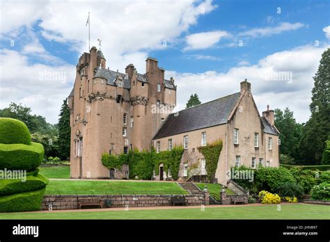 Crathes Castle, Banchory, Aberdeenshire, Scotland, UK Stock Photo - Alamy