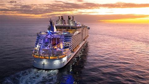 Oasis of the Seas Cruises 2025 – 2026: Prices, Dates & Itineraries