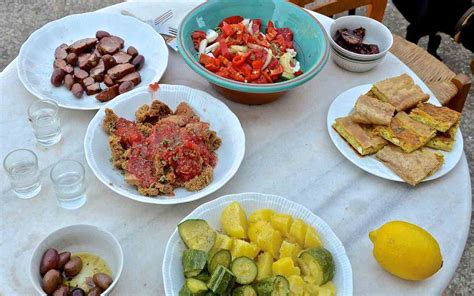 Traditional cuisine of Crete | | Dodeka travel