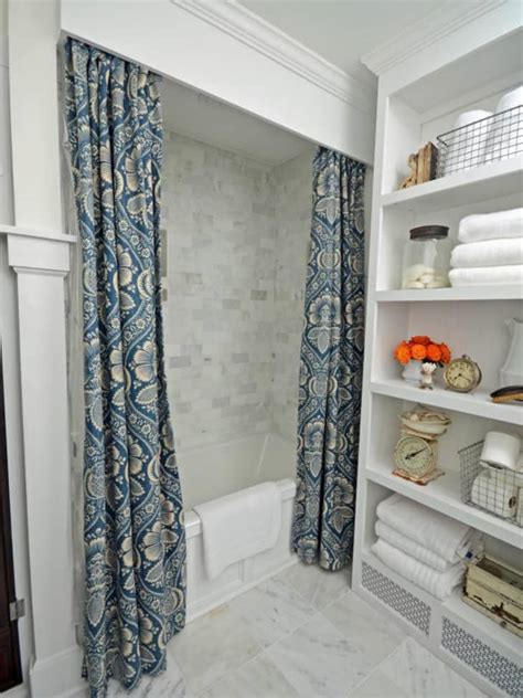 Shower Curtain Design Ideas: Valances, Cornices & Pelmets in the Bath | Apartment Therapy