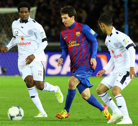 File:Lionel Messi Player of the Year, 2011.jpg - Wikimedia Commons