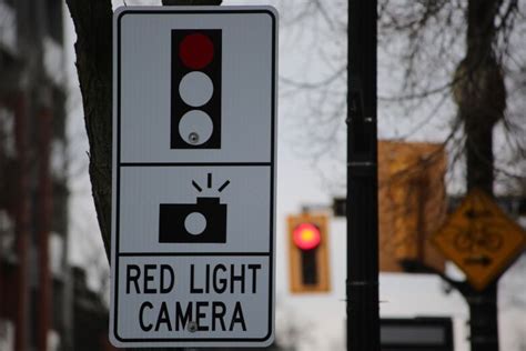 21,000 Hamilton drivers were caught by red light cameras in 2019 — here's where | CBC News