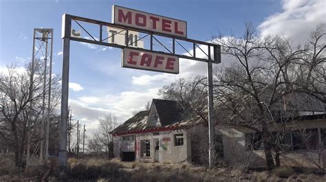 Glenrio New Mexico Texas border ghost town capture Route 66 vacation ...