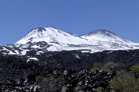 Volcano Chillan, Chile imagen de archivo. Imagen de magma - 54012145