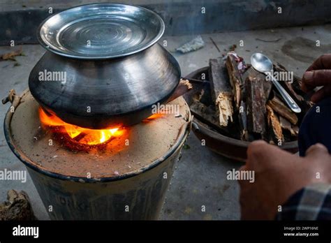 March 3rd 2024, Uttarakhand India. Angeethi Cooking: Outdoor clay stove ...